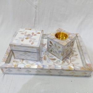 Juego de Bandejas de Servir de Madera de Acacia con Incrustaciones de Madreperla Ecológicas, Estilo Animal, de Alta Calidad y Personalizables, Directo de Fábrica - Product Image 1