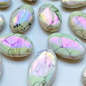 หินฮาวไลท์ธรรมชาติทรงรีขัดเงาสำหรับตกแต่งบ้านและของขวัญวันหยุด ขายส่ง - Product Image 1