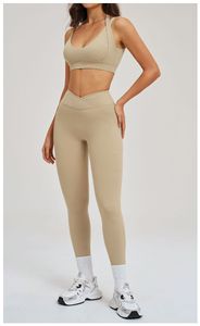 Nuevas medias de Fitness de dos piezas, conjunto de <span class=keywords><strong>mallas</strong></span> de entrenamiento de levantamiento de glúteos personalizadas transpirables, Top corto <span class=keywords><strong>para</strong></span> mujer, Sujetador deportivo, conjunto de Yoga <span class=keywords><strong>para</strong></span> mujer - Product Image 5