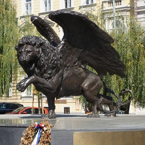 Estatua artística de bronce de Animal de fundición, escultura de León alado de bronce para decoración de Hotel de cinco estrellas - Product Image 5