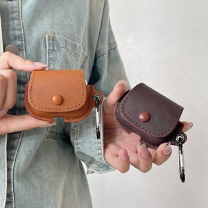 Estuche de Cuero PU Hecho a Mano de Lujo para <span class=keywords><strong>AirPods</strong></span> Pro <span class=keywords><strong>2</strong></span> 3 2025 <span class=keywords><strong>Mini</strong></span>, Funda para <span class=keywords><strong>Airpods</strong></span> con Llavero - Product Image 3