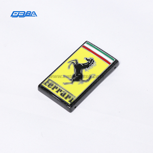 เคสกุญแจคาร์บอนไฟเบอร์แท้สีเหลืองแบบนูนลาย สำหรับ Ferrari F8 296 SF90 - Product Image 1