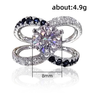 Anello Geometrico a Sei Punte Intrecciato per Donne, Elegante Gioiello da Dito alla Moda - Product Image 4