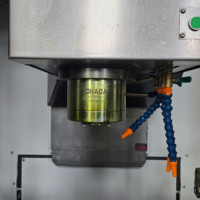 Centre d'usinage vertical CNC VMC1375 avec système CNC GSK, BT40, 24 outils ATC, 3 axes haute précision pour moules métalliques