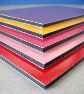 Revestimiento de Panel Compuesto de Aluminio Resistente al Fuego, Moderno y de Alta Resistencia, Personalizado para Estructuras Curvas de Edificios - Product Image 1