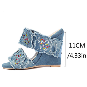 Sandales compensées en jean à bout ouvert pour femmes, grande taille 46, avec strass colorés, chaussures à talon haut et coupe large - Product Image 6