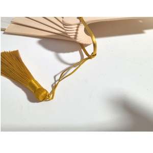 Éventail pliant léger en bois de bambou imprimé sur mesure, peint à la main, style art populaire du Nouvel An chinois, pour mariage, fête, rave - Product Image 3