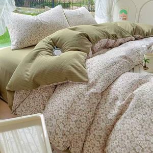 Completo <span class=keywords><strong>Letto</strong></span> Quattro Pezzi Super King in Cotone per Famiglia Moderna Vendita Diretta dalla Fabbrica Tessuto a Trama Piatta con Motivo Cartone Animato per <span class=keywords><strong>Letto</strong></span> <span class=keywords><strong>Matrimoniale</strong></span> - Product Image 3