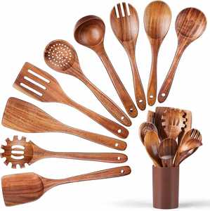 Juego de utensilios de cocina de 9 piezas de madera de teca natural con mango largo y espejo, utensilios de cocina antiadherentes que incluyen cuchara para sopa y espátula para uso en fiestas - Product Image 1