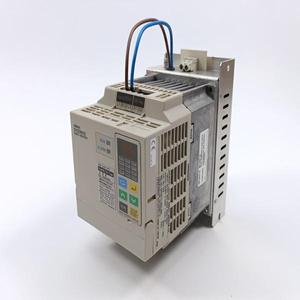 Nouveau PLC d'automatisation industrielle OMROM 3G3EV-AB004M-CE d'origine avec RS485 240V/110V/220V 0.4kW programmable - Product Image 1