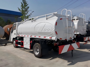 Camión Cisterna Diésel Manual de Alta Calidad, Nuevo, de 5000L-12000L, Camión Isuzu para Transporte de Petróleo, Almacenamiento de Cilindros de GLP, Adaptado al Mercado Global - Product Image 6