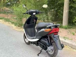 Scooter à essence <span class=keywords><strong>Yamaha</strong></span> Jog ZR <span class=keywords><strong>50cc</strong></span> 2 temps d'origine japonaise, <span class=keywords><strong>mini</strong></span>-motocyclette légère, économique en carburant, pour les trajets quotidiens en ville - Product Image 6