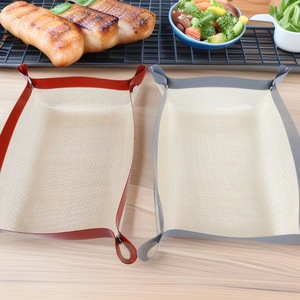 Tapis antidérapant en silicone et fibre de verre résistant aux hautes températures pour la cuisson du pain, des pizzas et du poulet rôti – Outils de cuisson et de pâtisserie - Product Image 2