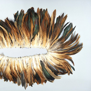 Plumas <span class=keywords><strong>de</strong></span> Gallo Naturales y Teñidas al por Mayor Directo <span class=keywords><strong>de</strong></span> Fábrica, para Prendas, Vestimenta y Adornos Coloridos DIY - Product Image 2