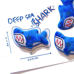 Sevimli Ins tarzı <span class=keywords><strong>Mini</strong></span> köpek oyuncak çevre dostu karikatür peluş ses oyuncak okyanus tarafından köpekbalığı yengeç kaplumbağa balina içeren - Product Image 3