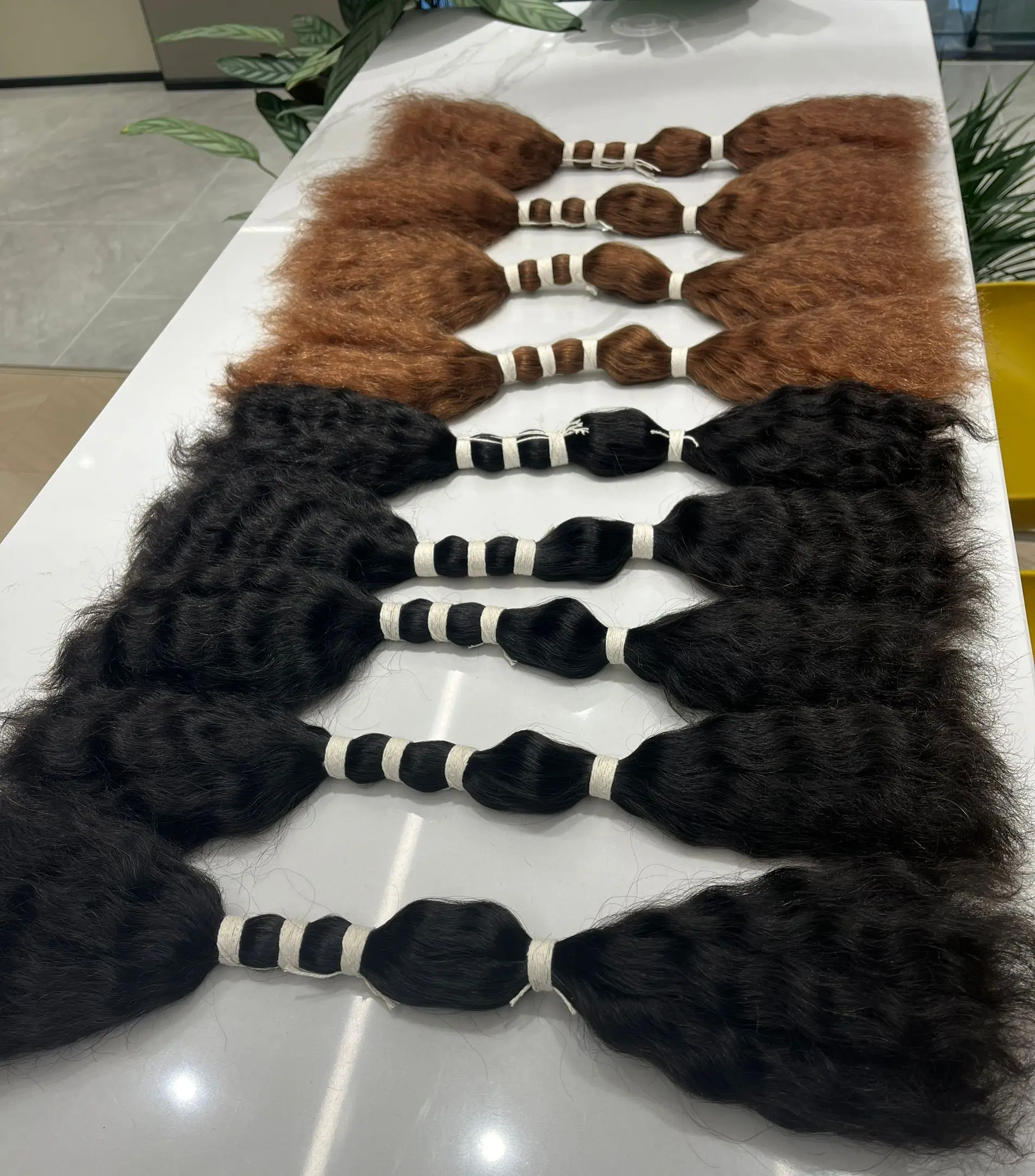 Cheveux tressés en gros Extensions de cheveux indiens vierges 100% Humains humides et ondulés sans trame Cheveux tressés en vrac