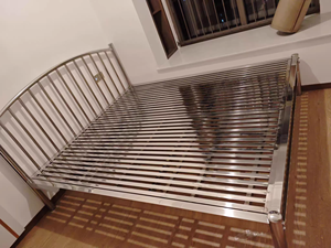 Кровать из нержавеющей стали 304 - двуспальная кровать, современная и минималистичная односпальная кровать, кровать с каркасом из цветной стали - Product Image 4