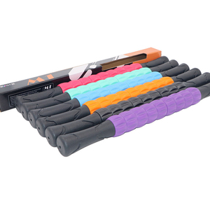Bâton de massage portable pour le yoga Bâton de massage des muscles du dos Bâton roulant Bâton de massage <span class=keywords><strong>Pilates</strong></span> Outil de massage pour réduire les douleurs musculaires - Product Image 3