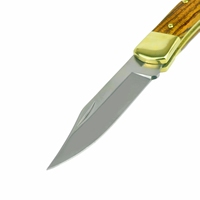 Couteau pliant D2 robuste et élégant avec manche en bois de zèbre, idéal pour la survie en extérieur, le camping et comme cadeau pour adulte.