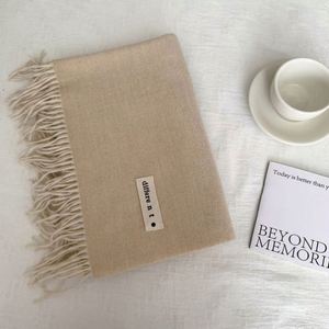 Bufanda de invierno para mujer al por mayor con borlas, chal de pashmina liso de color sólido, bufandas y chales de cachemira de lujo cálidos para mujer - Product Image 3