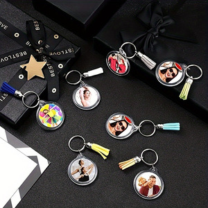 Llavero de Acrílico Transparente para Insertar Fotos, Llavero Redondo de Plástico con Broche, para Recuerdos Promocionales al por Mayor - Product Image 4