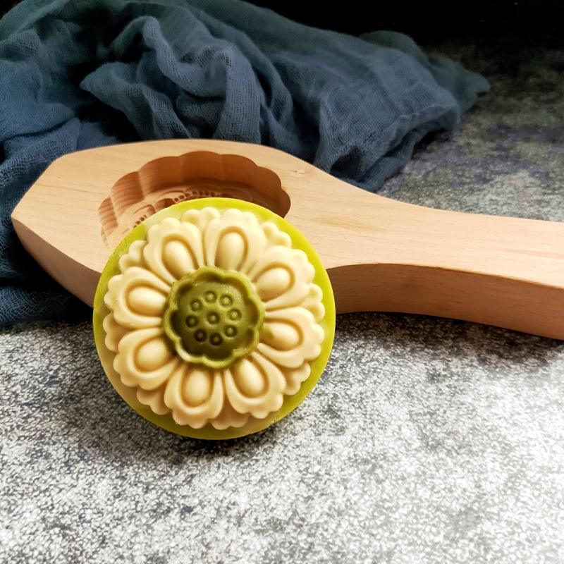 Single hole snow lotus