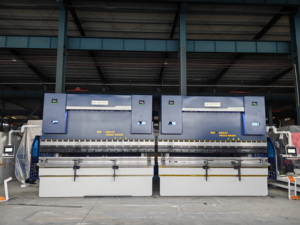 CNCColgar <strong>CNC</strong> Press Brake <strong>Bending</strong> <strong>Machines</strong> 400Tons 4200mm 4+1 with DELEM DA53T - Product Image 2