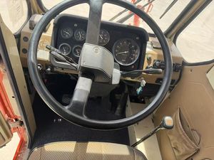 <span class=keywords><strong>Tadano</strong></span> 1000TG1000E All Terrain Mobile <span class=keywords><strong>Truck</strong></span> <span class=keywords><strong>Crane</strong></span> 47M Main Boom <span class=keywords><strong>100</strong></span> <span class=keywords><strong>Ton</strong></span> Capacity Sale Mobile Cranes Motor Gearbox Bearing. - Product Image 5