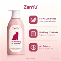 Shampooing Doux et Nourrissant Anti-Chute pour Chats et Chiens Marque Blanche – Formule Réduit la Perte de Poils, Nettoyage en Profondeur pour un Pelage Sain