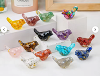 Ornement sculpté en résine avec copeaux de cristal naturel, motif oiseau, sculpture thérapeutique pour micro-paysage, cadeau, vente en gros, en vrac