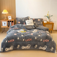 Couette en flanelle chaude d'hiver en gros, insert de couette en velours de flanelle rayé pour la literie de maison et d'hôtel