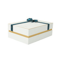 Boîtes cadeaux rigides personnalisables pour vêtements, foulards, perruques - Laminage mat, vernis sélectif UV, gaufrage, emballage cadeau artisanal pour entreprises avec nœud