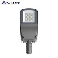 Éclairage de rue LED extérieur avec une efficacité et une durabilité élevées
