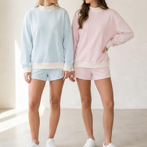 Conjunto de Sudadera y Pantalones Cortos a Rayas para Mujer, Cuello Alto Simulado, Ribete en Contraste, Manga Larga Oversize, Estilo Casual y Cómodo de Dos Piezas - Product Image 3