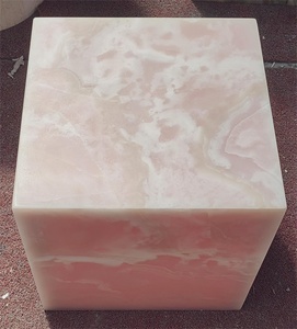เฟอร์นิเจอร์ห้องนั่งเล่นยุคใหม่ UnionStone โต๊ะข้างสี่เหลี่ยมหินออนิกซ์สีชมพู โต๊ะข้างหินอ่อนหรูหรา โต๊ะฐานหินอ่อนออนิกซ์ - Product Image 6