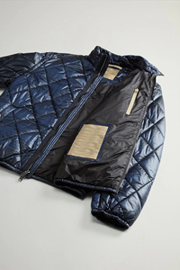 Chaqueta <span class=keywords><strong>de</strong></span> nailon acolchada teñida <span class=keywords><strong>de</strong></span> hilo con cremallera ajustada para <span class=keywords><strong>hombre</strong></span> con logotipo personalizado <span class=keywords><strong>de</strong></span> fábrica acolchada con chaqueta cálida <span class=keywords><strong>PrimaLoft</strong></span> para <span class=keywords><strong>hombre</strong></span> - Product Image 6