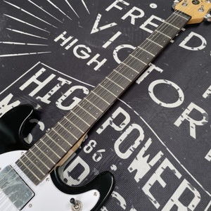Guitarra Black <span class=keywords><strong>Deluxe</strong></span> Mark II Ventura Johney Ramne Mosrte Tun-A-Matic con sistema Stop Side/Back, madera maciza, envío rápido - Product Image 2