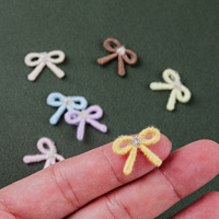 Petit nœud papillon brodé, sans colle, idéal pour les pinces à cheveux DIY, les accessoires capillaires et les accessoires vestimentaires.