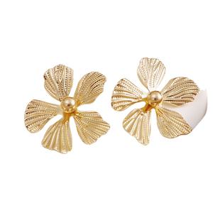 Moda elegante banquete fiesta colorido goteo versátil delicado diseño Metal oreja joyería para mujeres playa vacaciones Accesorios - Product Image 1