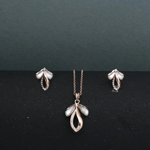 Meilleur designer de collection de haute qualité prix de gros collier et boucles d'oreilles ensemble en gros prix - Product Image 1