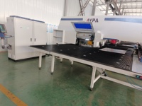 Prensa Servo ODM de Fábrica, 1250 mm, para Chapa de Acero Galvanizado, Máquina CNC de Punzonado, Estampado, Corte y Plegado