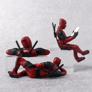 Figurine de super-héros allongée avec plaque, décoration pour console centrale de voiture - Product Image 2