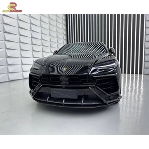 ชุดแต่งคาร์บอนไฟเบอร์แห้งสไตล์ Topcar สำหรับ Lamborghini URUS ปี 2018-2019 ประกอบด้วยฝากระโปรงหน้า สปอยเลอร์หลัง ดิฟฟิวเซอร์หลัง - Product Image 5