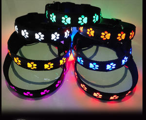 <span class=keywords><strong>Collar</strong></span> LED para Perro con Patrón Sólido, <span class=keywords><strong>Collar</strong></span> Luminoso de Seguridad para Mascotas, <span class=keywords><strong>Collar</strong></span> LED Recargable por USB y Juego de Correa para Perro - Product Image 6