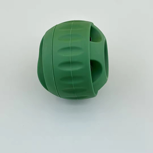 Jouet à mâcher pour chien en silicone de luxe avec logo personnalisé, vente en gros, congélable, remplissable, résistant, longue durée, pour les chiens agressifs - Product Image 4