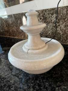 Fontaine de chambre en marbre blanc de belle conception Produit en pierre de haute qualité pour villa de style hôtel et jardin intérieur et extérieur Bon prix - Product Image 3