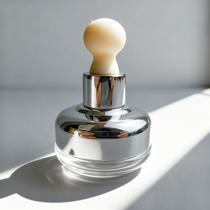 Elegantes Botellas <span class=keywords><strong>de</strong></span> Vidrio con Gotero <span class=keywords><strong>de</strong></span> 8ml/30ml/60ml/70ml con Tapa <span class=keywords><strong>de</strong></span> Rosca y Etiqueta Serigrafiada con Estampado Dorado para Envases <span class=keywords><strong>de</strong></span> Cosméticos <span class=keywords><strong>de</strong></span> Lujo - Product Image 2