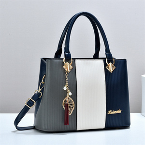 Nouveau Sac à Main Femme Tendance 2026 en <span class=keywords><strong>Cuir</strong></span> PU, Grand Sac Fourre-Tout Bandoulière Grande Capacité, Sac Personnalisé d'Usine pour Femmes - Product Image 6