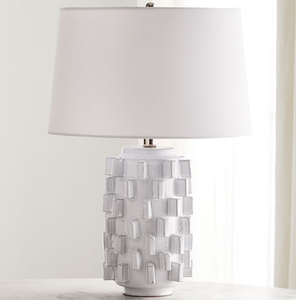 Lampe de table en céramique blanche de style antique pour la décoration de la maison, chevet - Product Image 1