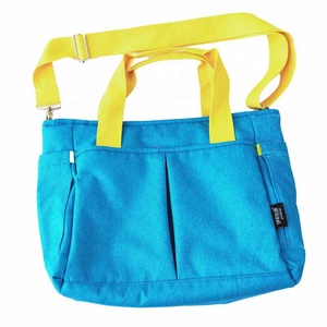 Venta al por mayor transporte de Madre de moda bolsa de gran capacidad impermeable multifunción de viaje al aire libre bolsa de pañales cochecito de <span class=keywords><strong>bebé</strong></span> - Product Image 2